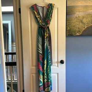 Stunning green multi print jumpsuit, float, fabric belt